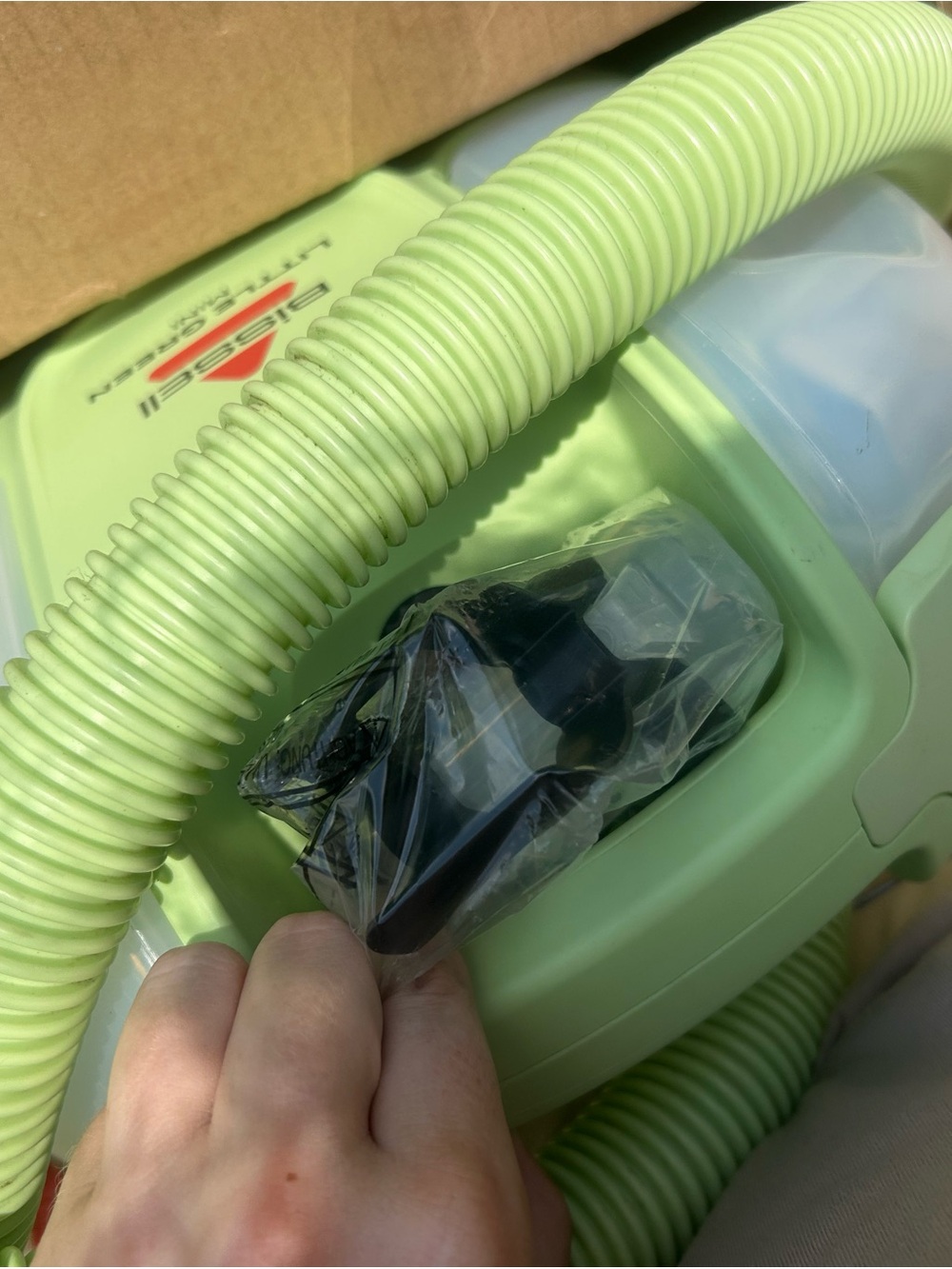 Bissell Spot Cleaner Mini Little Green - Picture 4 of 6